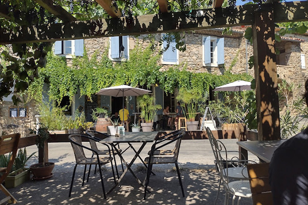 restaurant la boucharade sanilhac Ardèche